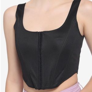 !! SOLD !! NBW NWT Hot Topic Hook and Eye Corset Top